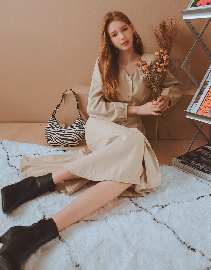 Elegant Ribbon-Back Button-Down Fishtail Midi Dress
