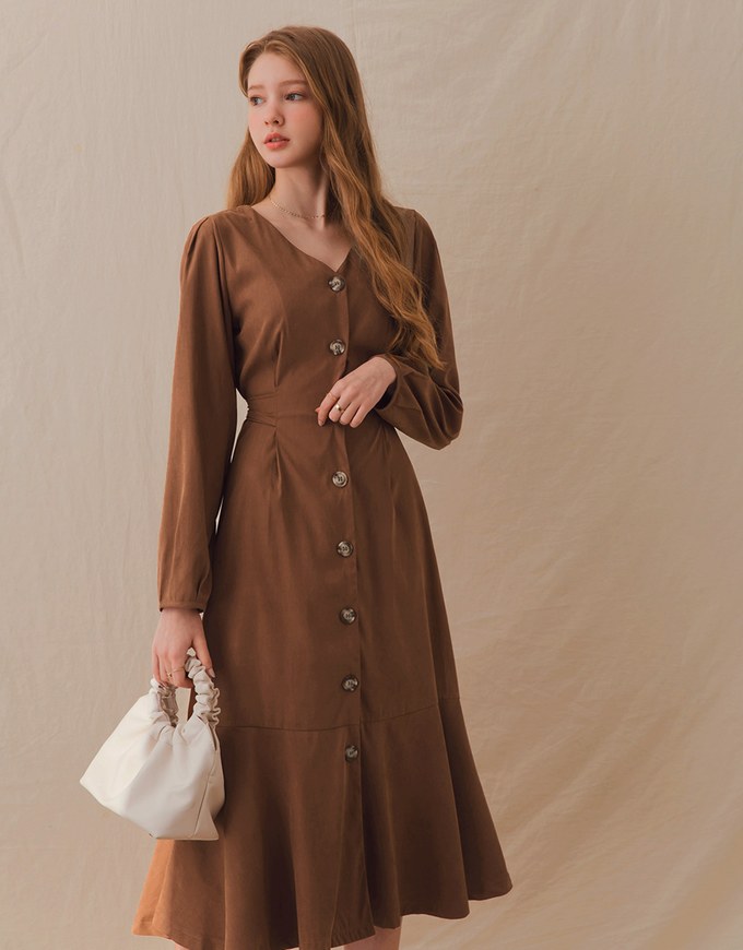 Elegant Ribbon-Back Button-Down Fishtail Midi Dress