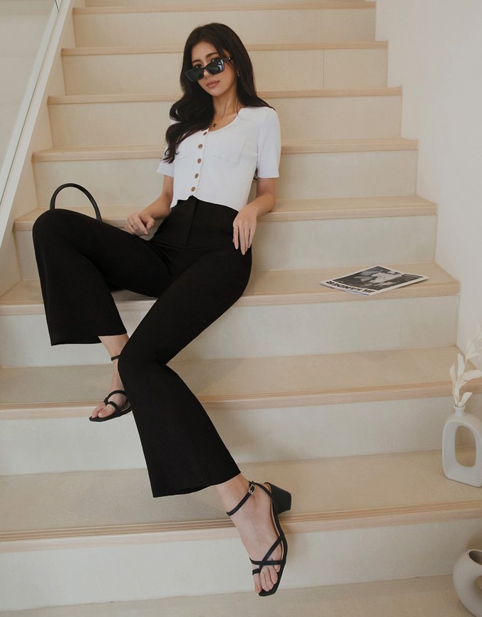 Sleek CEO Style Slimming Boot-Cut Suit Pants