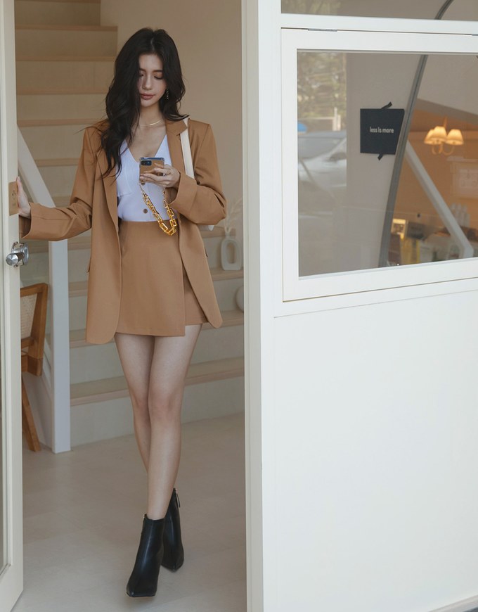 Edgy Smart Suit Blazer(With Detachable Shoulder Pads)