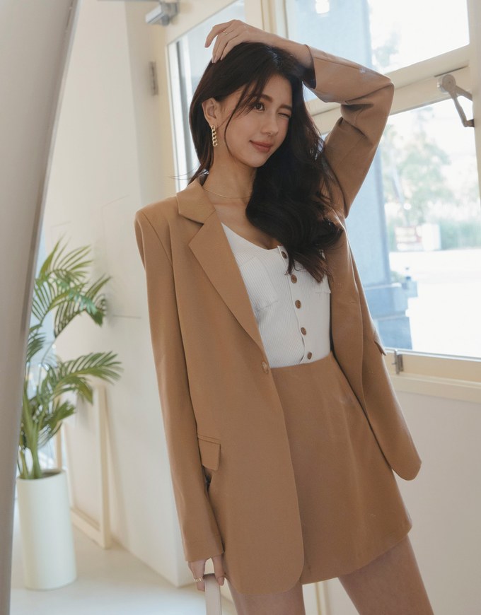 Edgy Smart Suit Blazer(With Detachable Shoulder Pads)