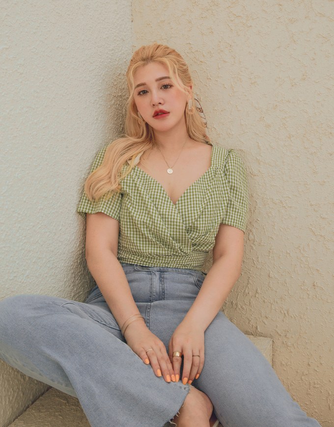 Gingham Tie-Back Crop Top