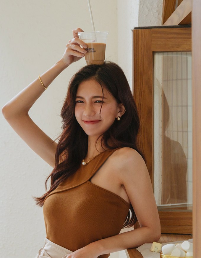 Avant-Garde Tank Top (With Detachable Padding)