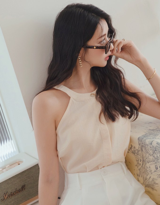 Elevated Detailing Buckle Halter Neck Cami Top