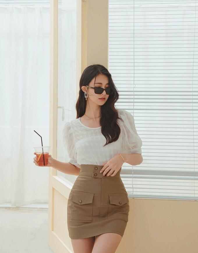 Edgy Chic Utility Mini Skirt