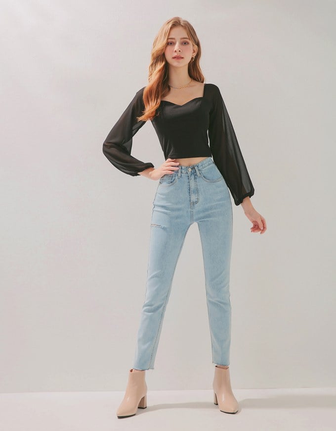 Sweetheart Neckline Transparent Peasant Sleeves Crop Top