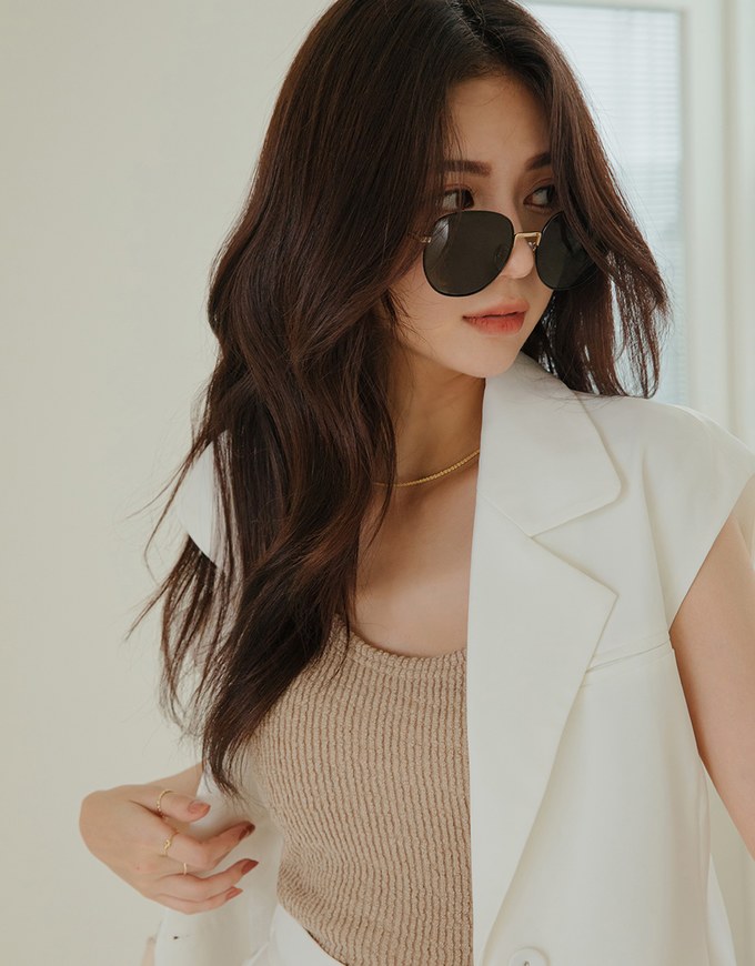 Edgy Smart Roll Up Suit Short
