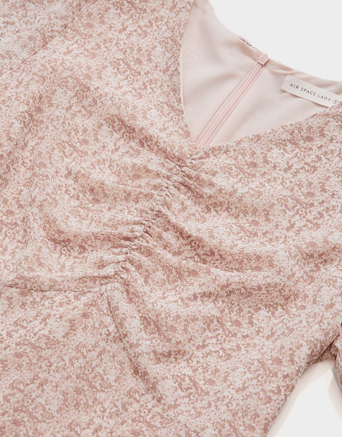 Dainty Printed Front-Ruched Ruffle Mini Dress (With Detechable Shoulder Pads)