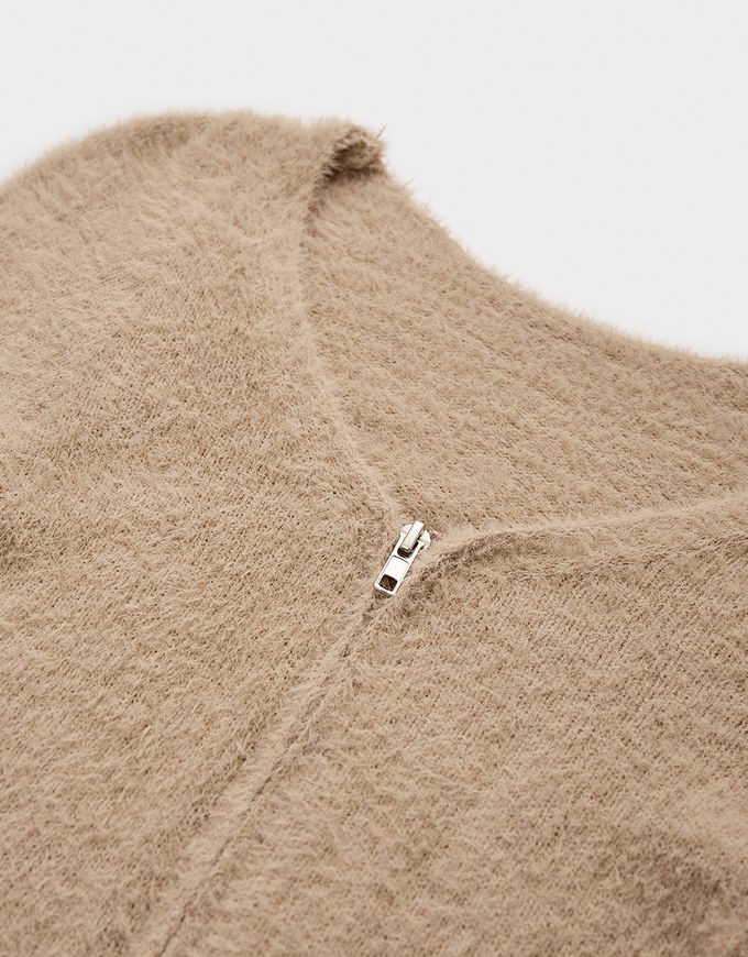 Sensual Front-Zipper Crop Sweater