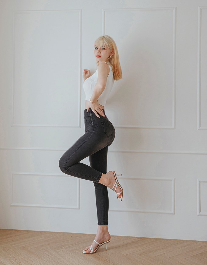 Tall Girl- No Filter Snatched West Shape-Up Slimming Skinny-Fit Denim Pants 3.0