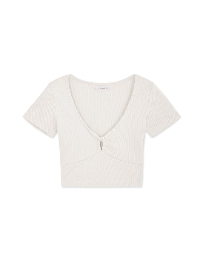 Low-Cut Crop Top With Small Kink