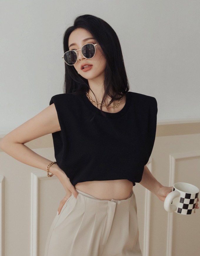 Crewneck Loose Tank Top (With Shoulder Pads)