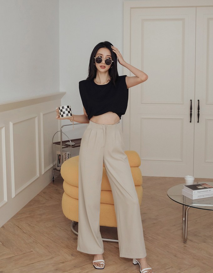 Crewneck Loose Tank Top (With Shoulder Pads)