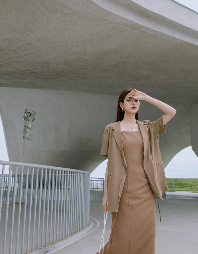 【Vacanza】Thin Strap Back Cut Out Slit Maxi Dress