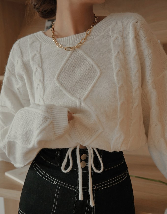 Round Neck Tie Up Twist Knit Crop Top