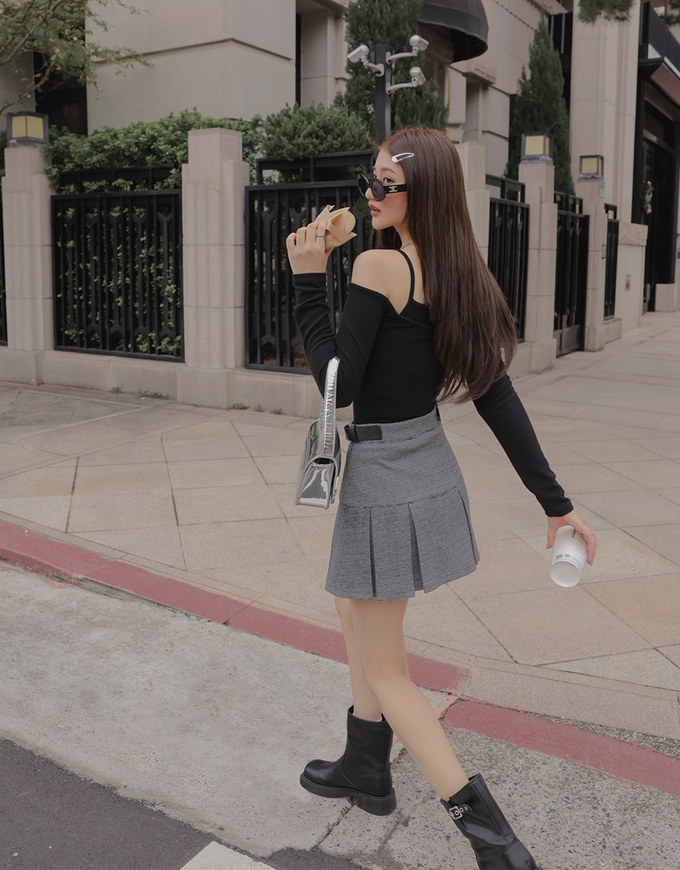2WAY One Shoulder Twisted Ribbed Top