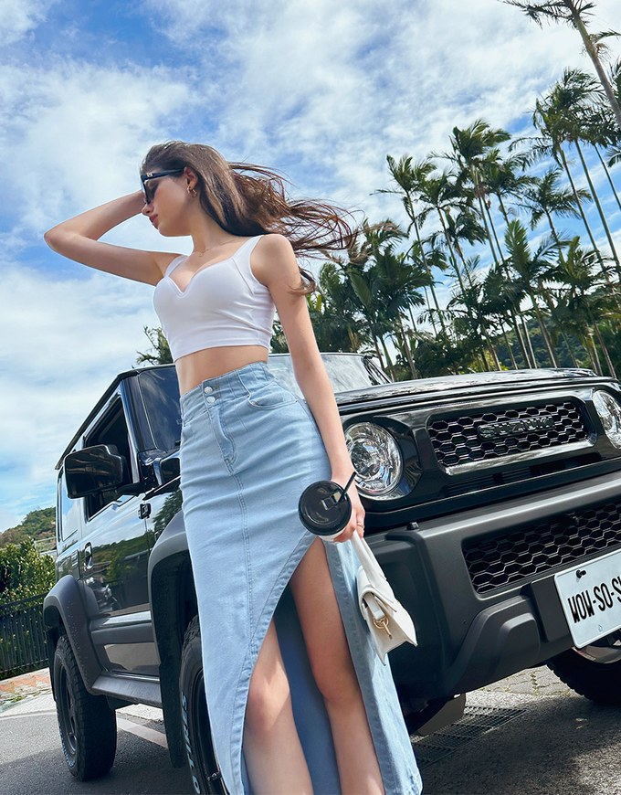 No Filter Irregular Cut Slim Fit Denim Skirt