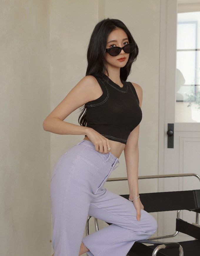 Seam Fit Cropped Tank Top
