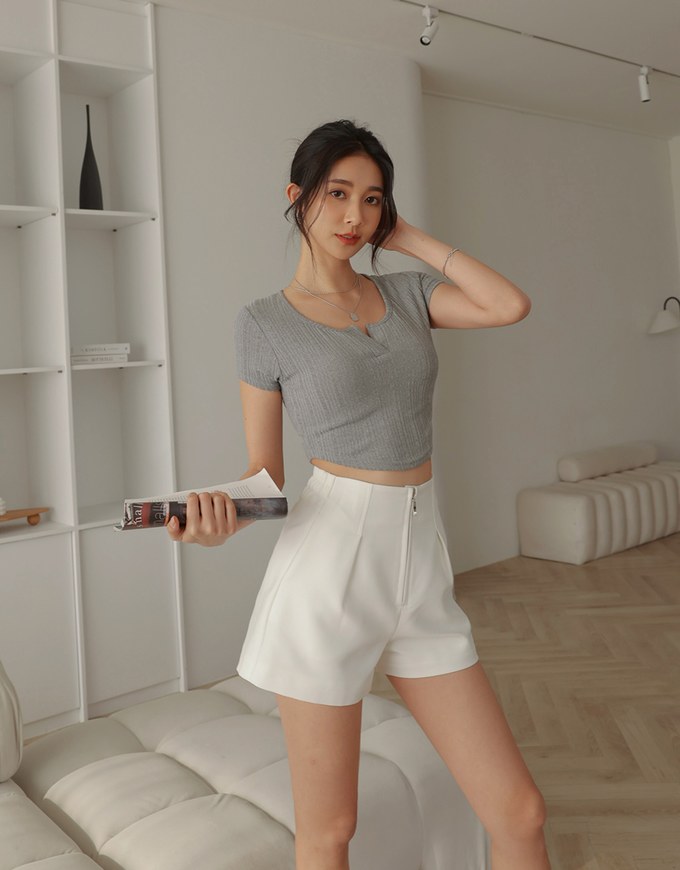V Neck Crop Knitted Top