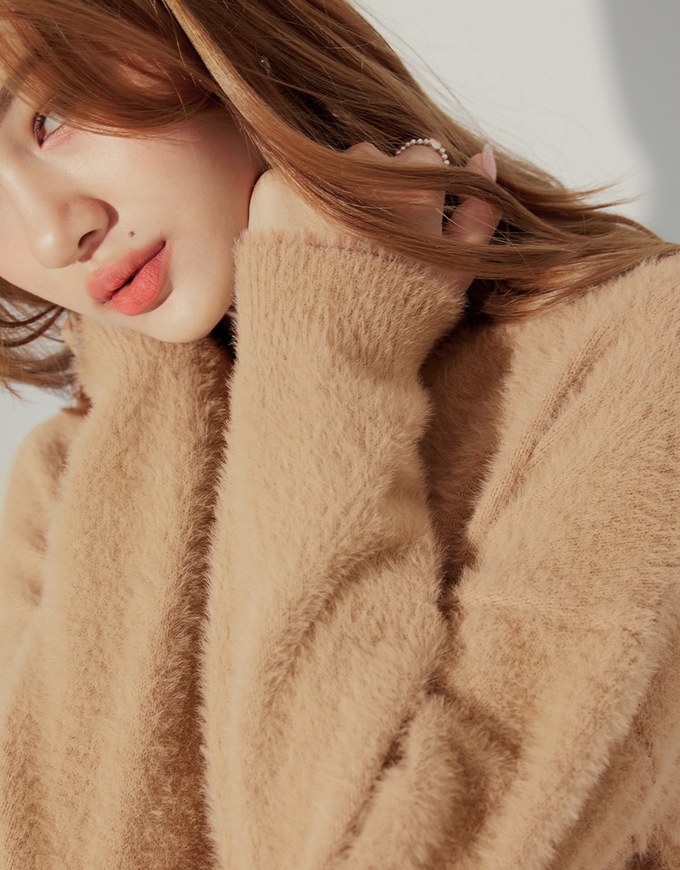 Crop Mohair Hooded Top