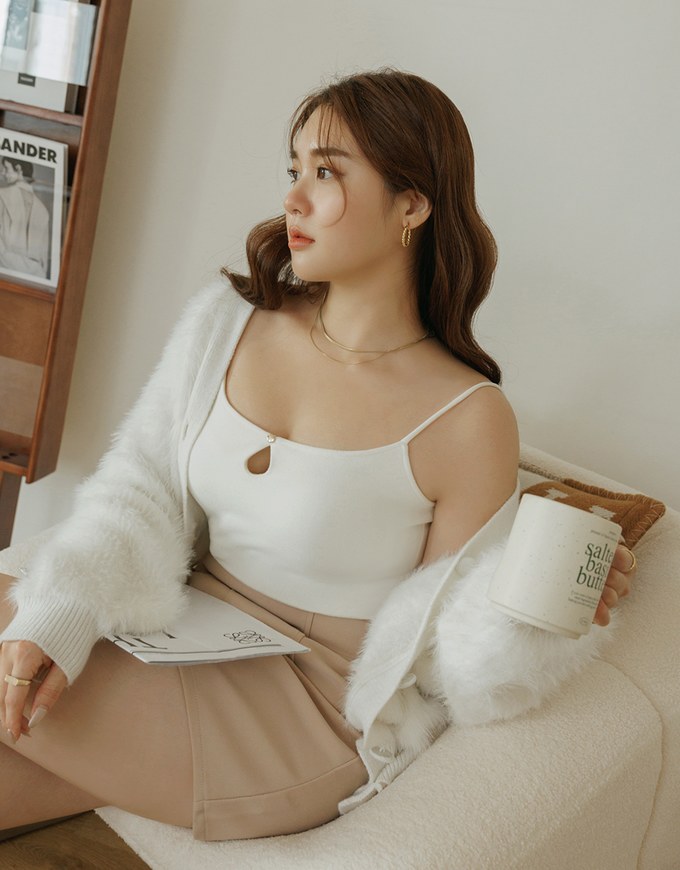 Thin Shoulder Heattech Bra Top