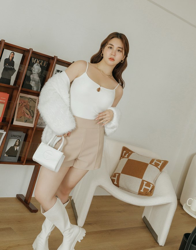 Thin Shoulder Heattech Bra Top