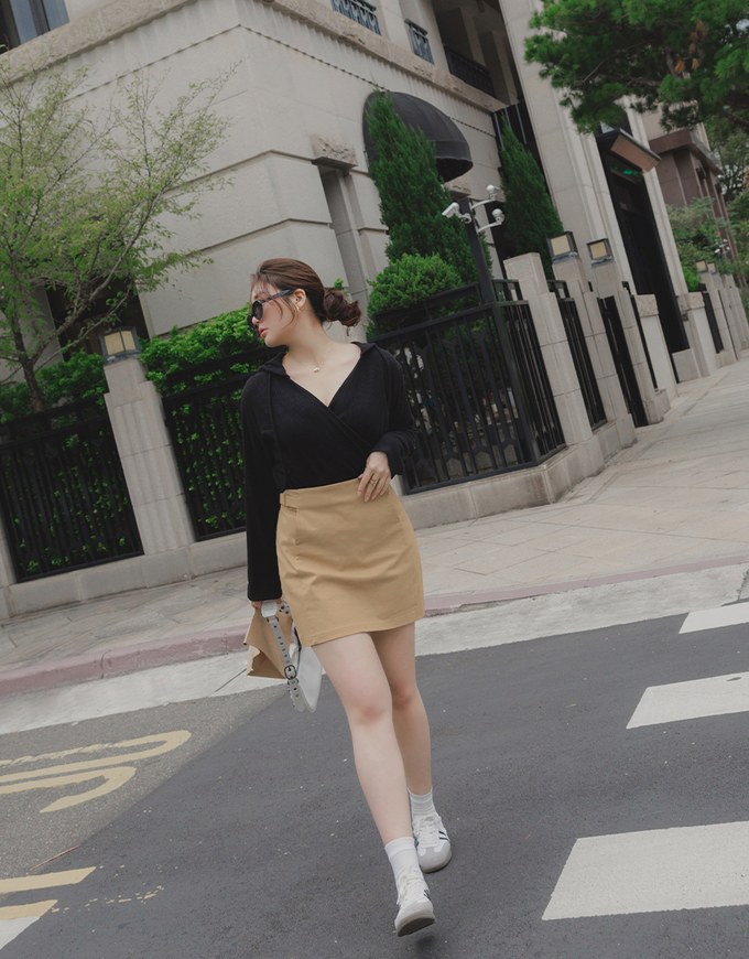 V Neck Overlap Ribbed Hoodie Top