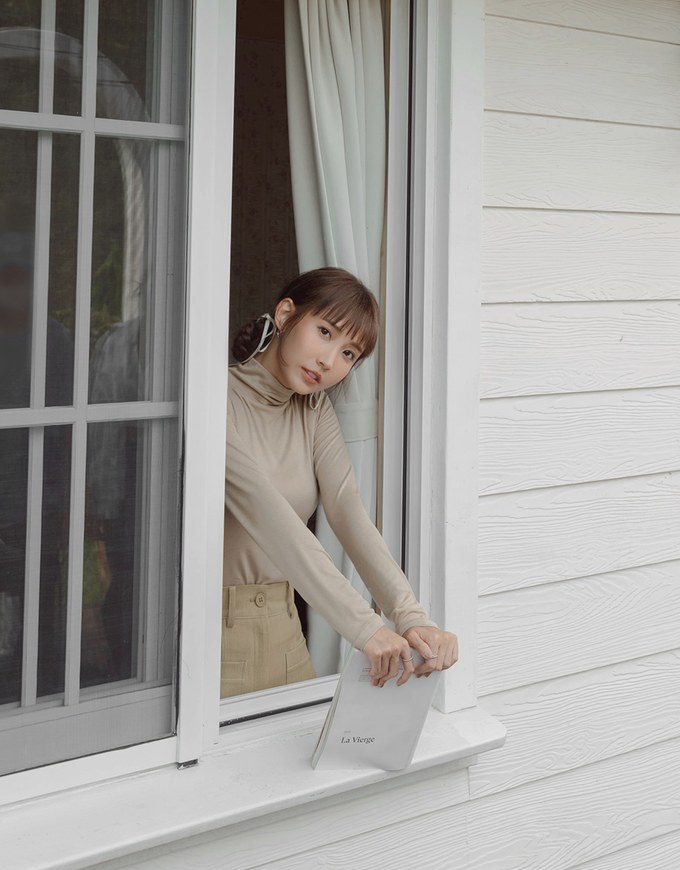 【ᴍᴇɪɢᴏ's Design】Beyond Basic Turtleneck Top