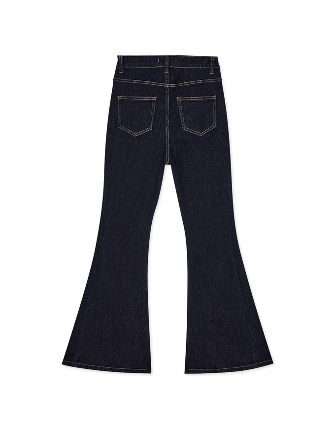 Shapely Flared Jeans