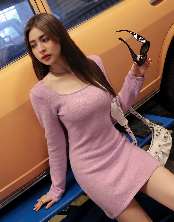 Big U Neck Hollow Back Bodycon Mini Dress