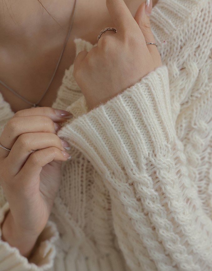 V Neck Braided Knit Top