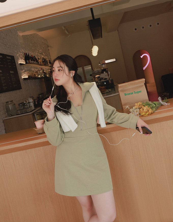 Half-Zip Turnover Collar Dress