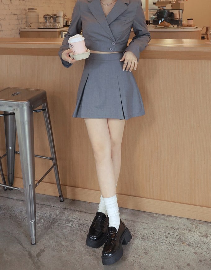 Textured Wide Pleated Suit Skirts