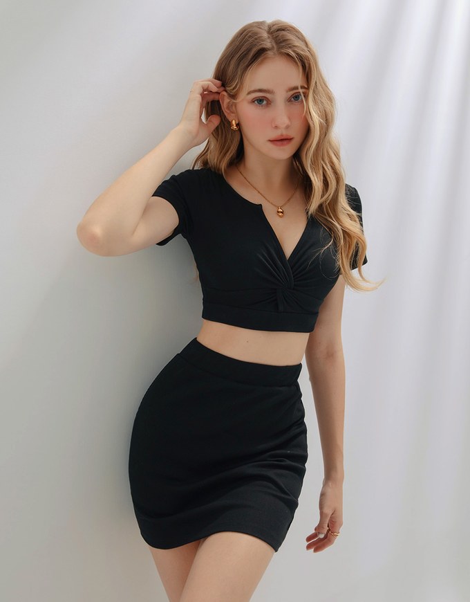 Deep V Knotted Ribbed Skirt Set Wear