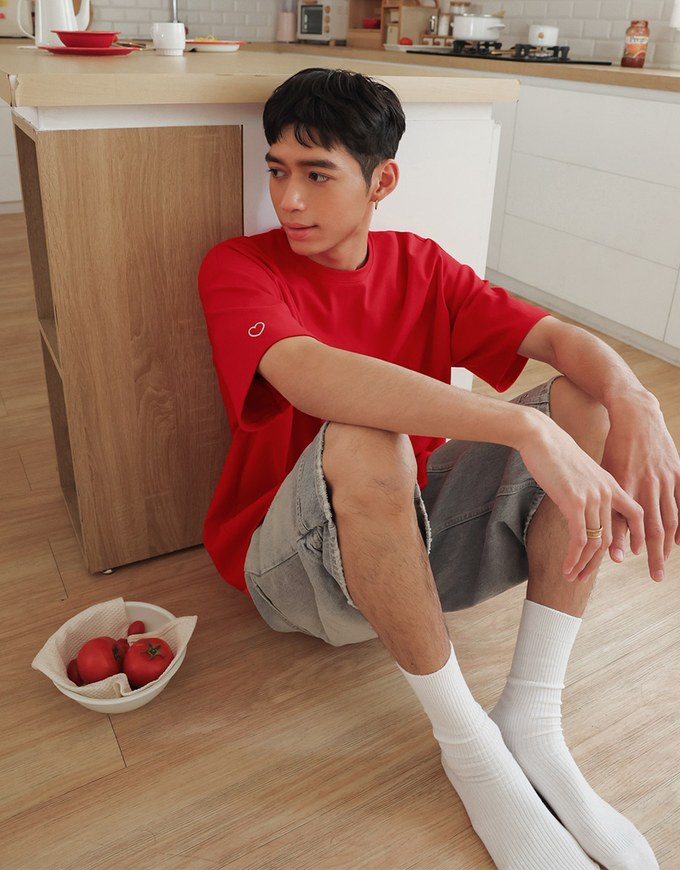需要你的愛寬鬆TEE