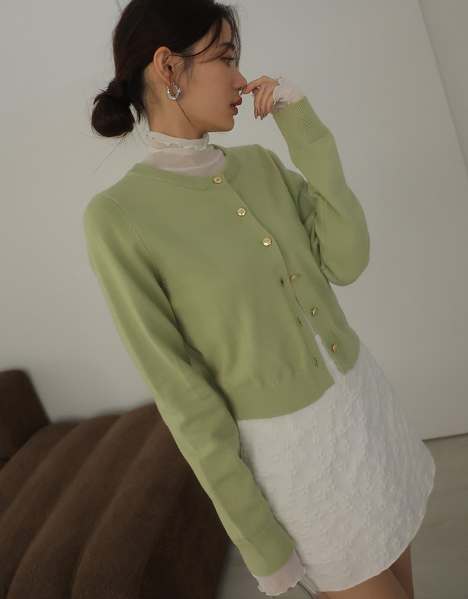 AIR SPACE Logo Gold Button Thick Knit Top