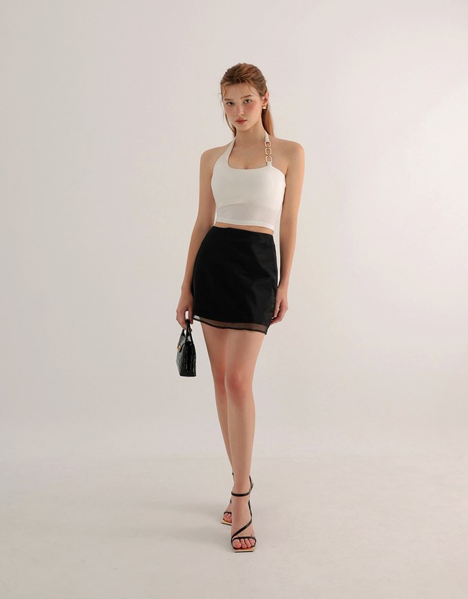 One Shoulder Ribbed Knit Padded Tank Top with Bold Chain Strap