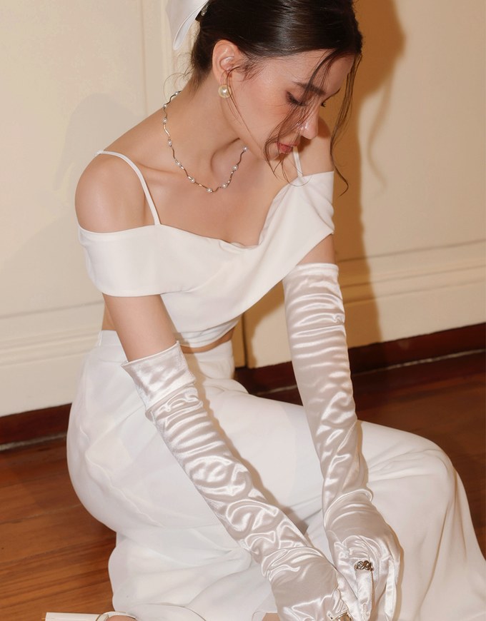 Off Shoulder Cross Draped Detail Padded Cropped Top