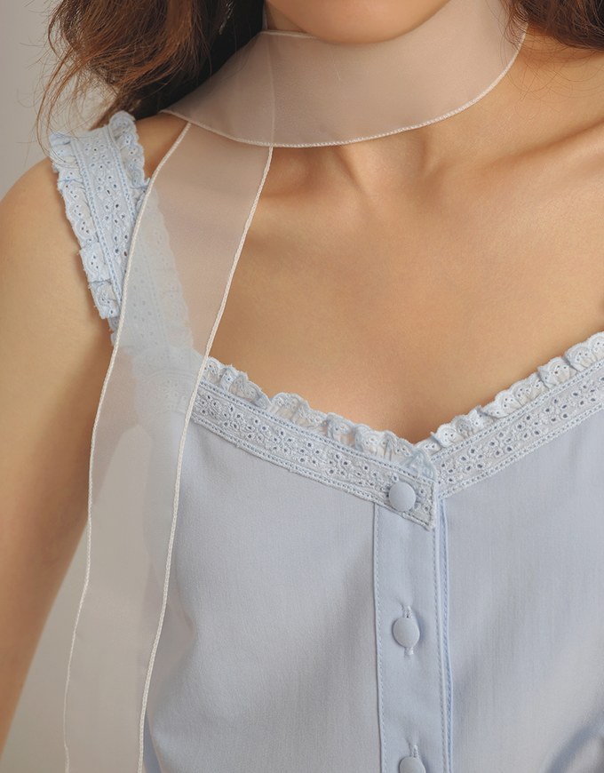Lace Trim Buttoned Cropped Cami Top with Drawstring Hem