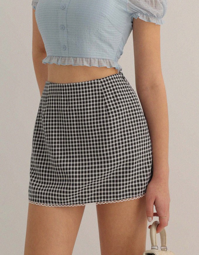 Classic Checkered Lace Hem Mini Skirt