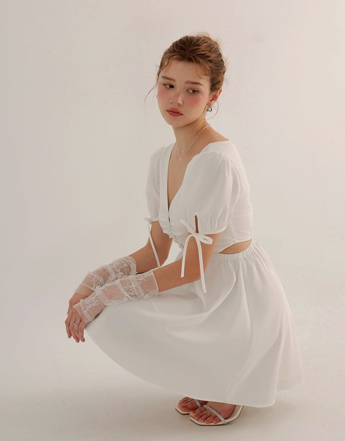 Buttoned V Neck flare Mini Dress with Cut Out Waist and Puff Sleeves Detail