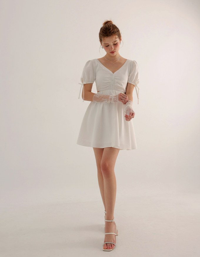 Buttoned V Neck flare Mini Dress with Cut Out Waist and Puff Sleeves Detail