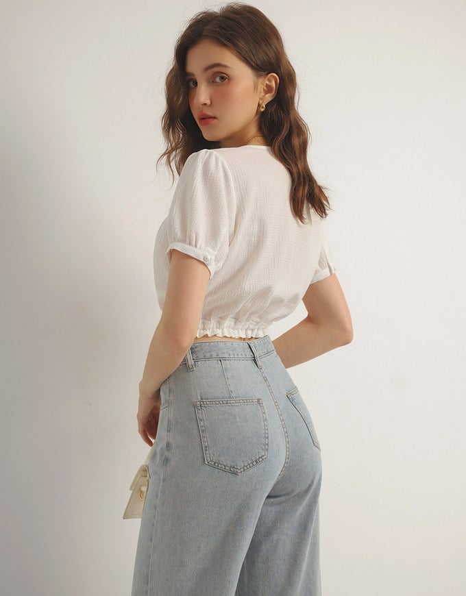 Textured Puff Sleeve V Neck Cropped Top with Ruched Hem