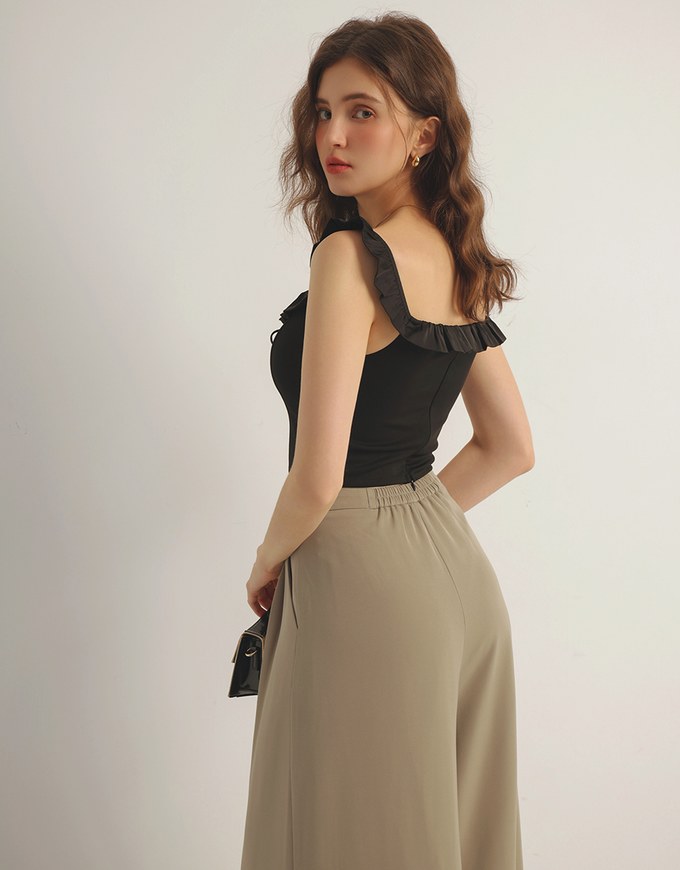 2 Way Off Shoulder Ruffle Tie Padded Cropped Top