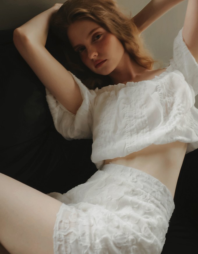 Crinkled Texture Off Shoulder Puff Sleeve Top with Back Ribbon Detail