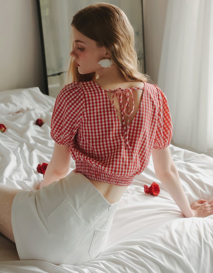 V Neck Gingham Crop Blouse with Puff Sleeves and Smocked Waistband
