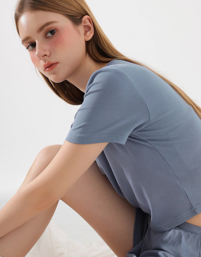 Logo Embroidered Short Sleeve Basic Fitted Tee