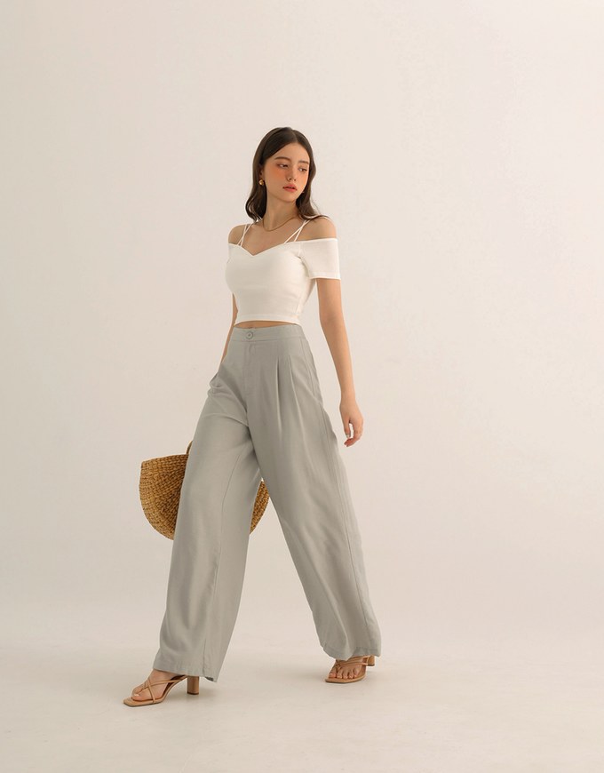 Cooling Fabric Lighweight High Waist Wide Leg Pants with Pleated Front Detail