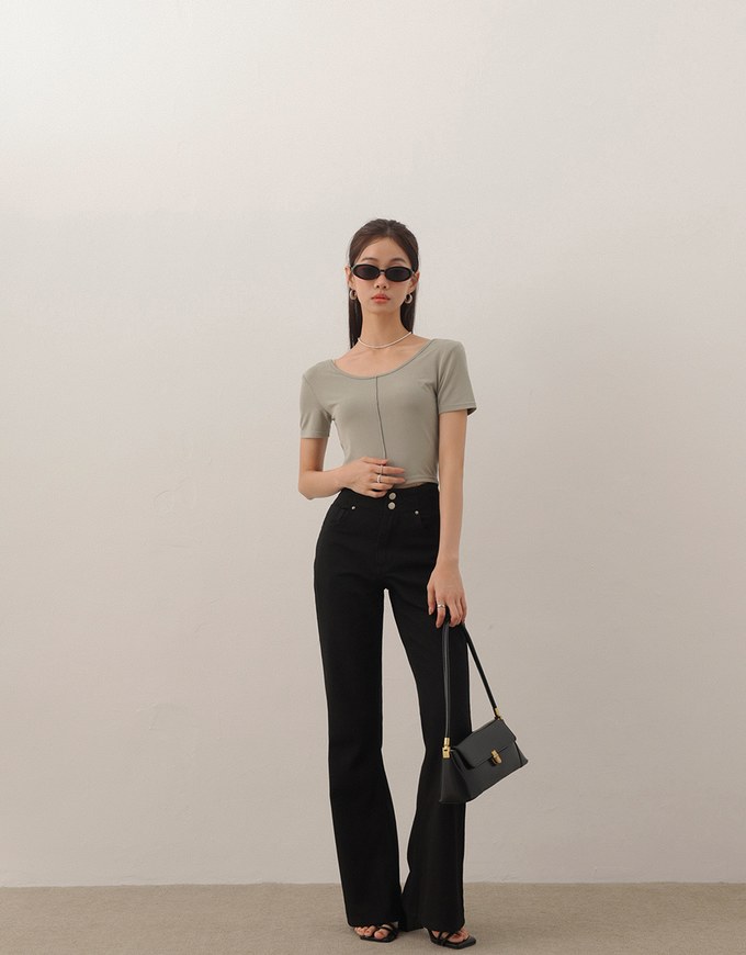 Basic Essential 2 Way Stretch Crop Tee with Side Ruching Detail