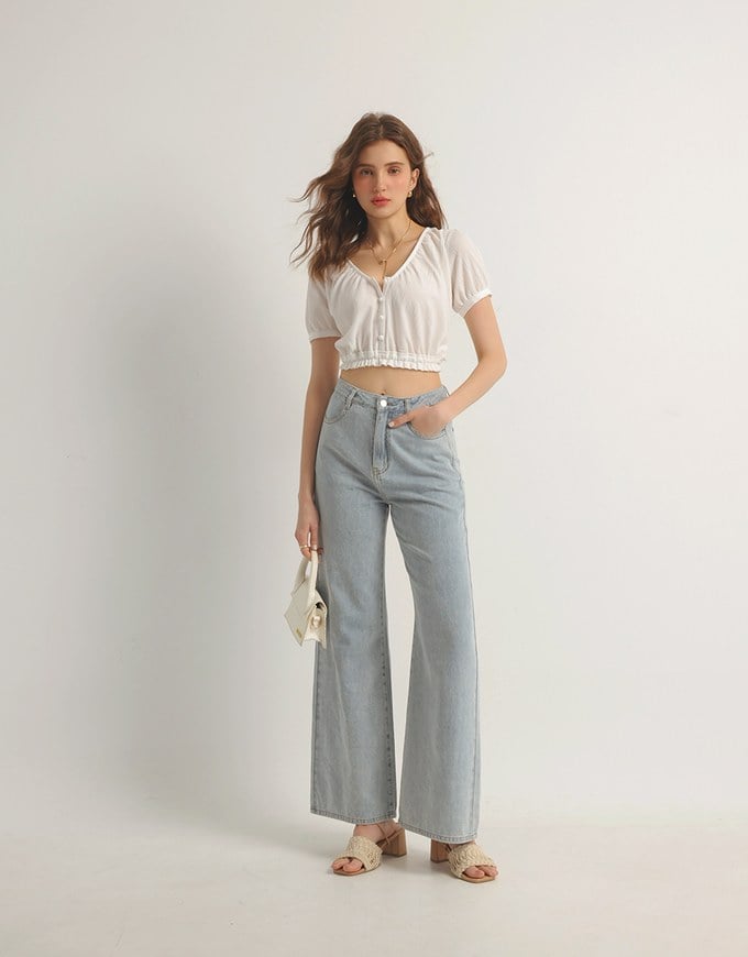 Textured Puff Sleeve V Neck Cropped Top with Ruched Hem